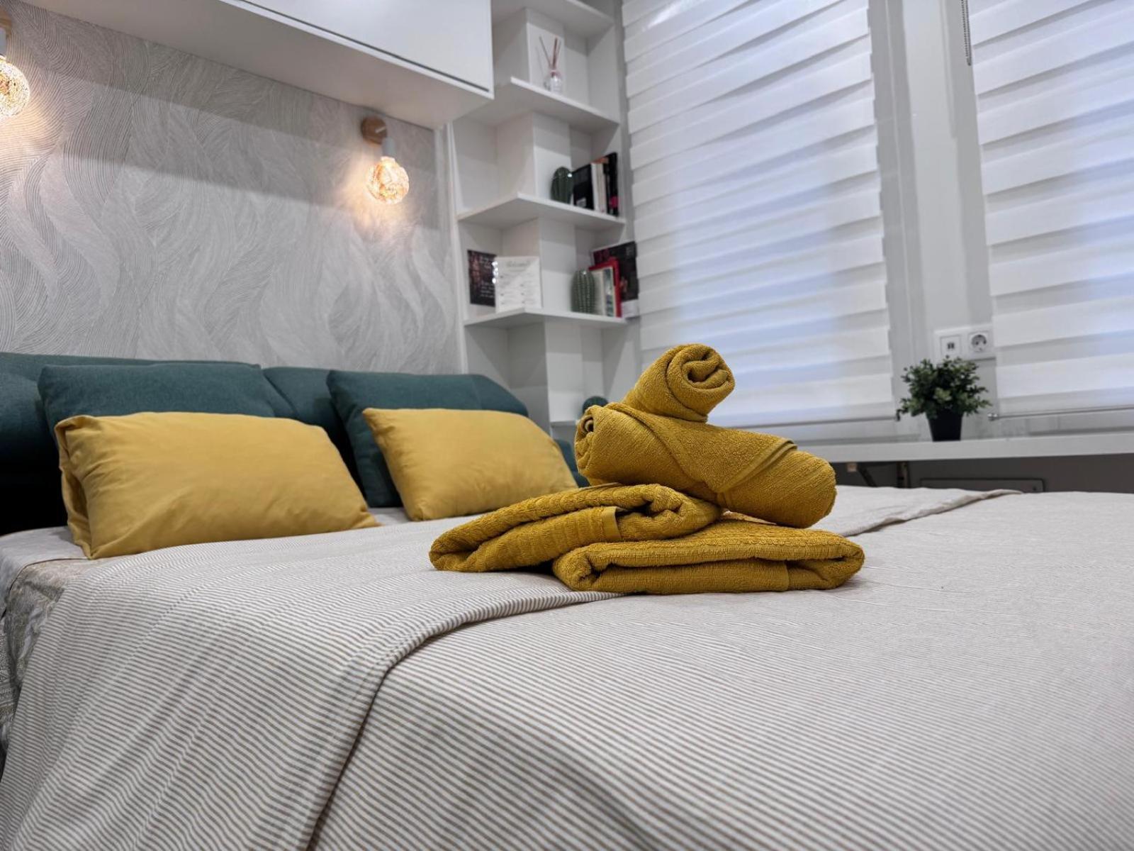 Estudio Ideal Para 2 Personas Malaga Luaran gambar